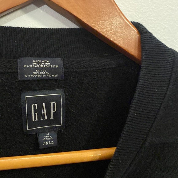 GAP Crewneck Sweater NEW - Picture 3 of 5